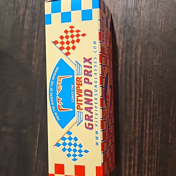 Pitviper - Picture 2 of 4